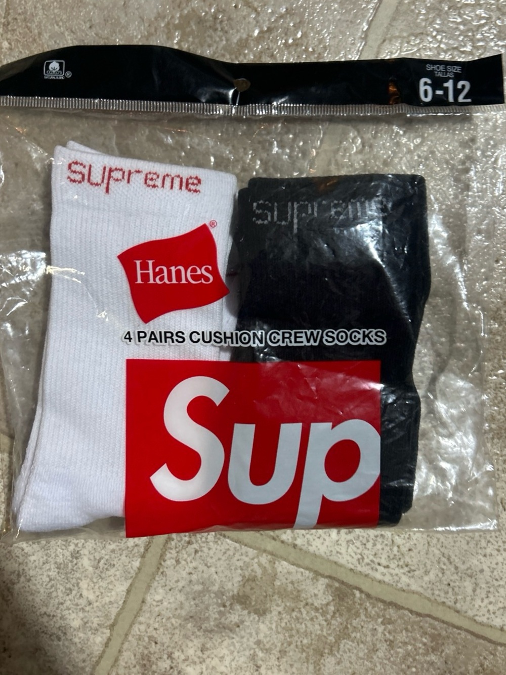 Hanes Supreme Cushion Crew Socks - White & Black (4 Pairs)